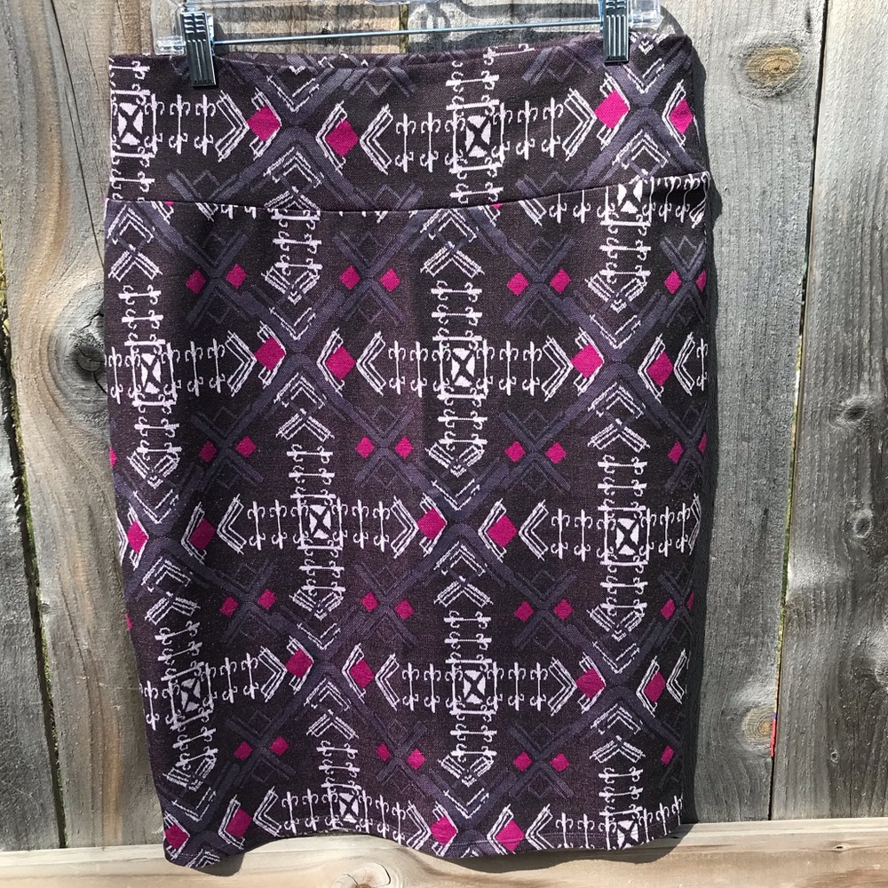 LuLaRoe print Cassie